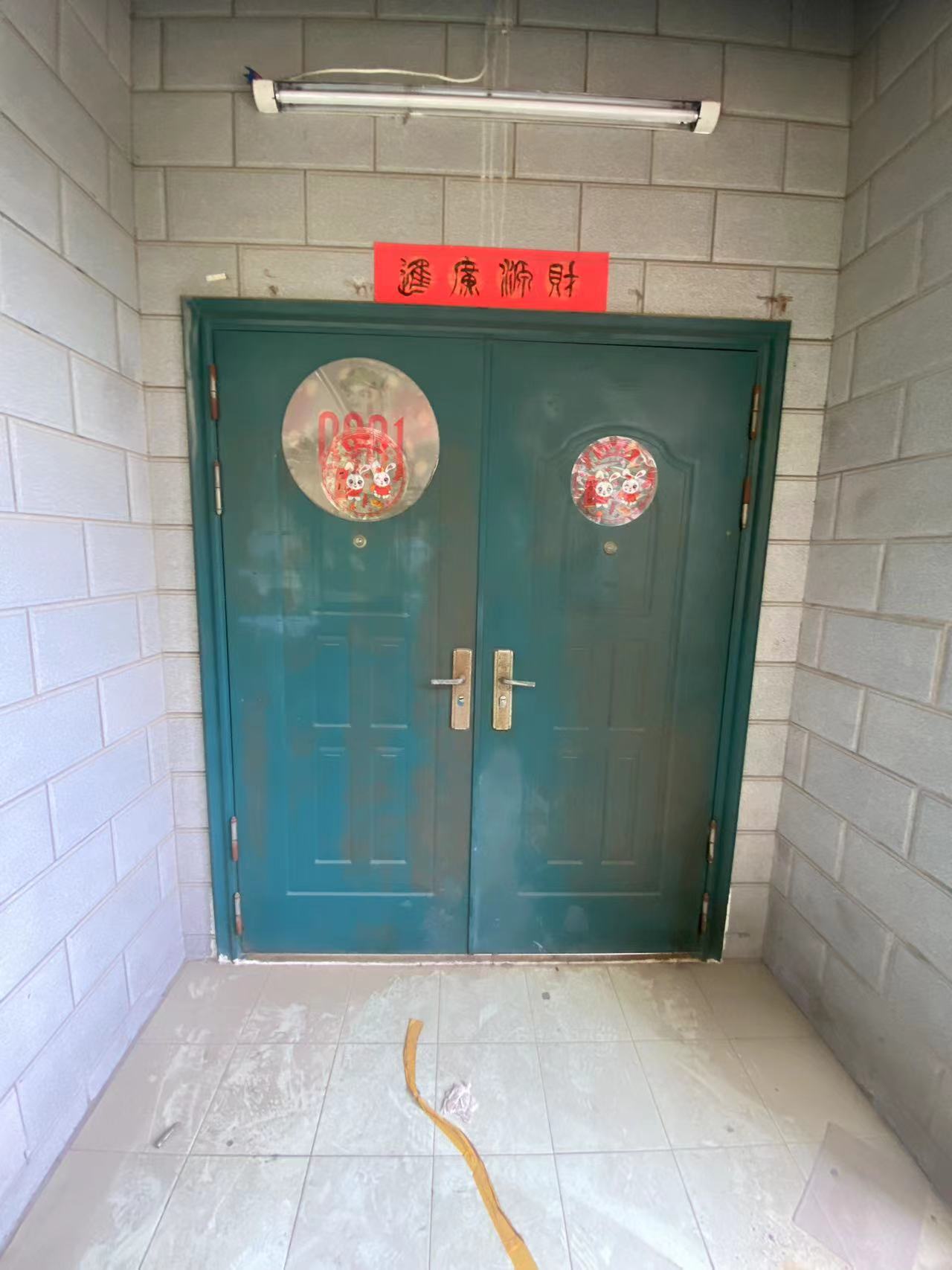永德苑金钩桥5-201室入户门.jpg